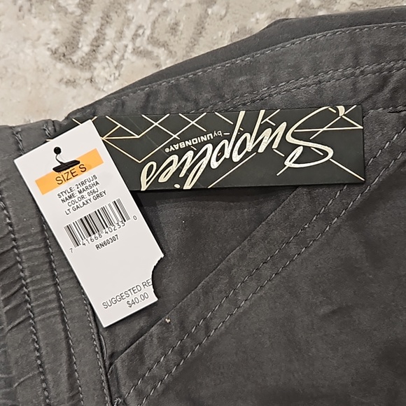 Supplies by UNIONBAY Drawstring Waist Marsha Shorts Solid Grey. New. SMALL - Picture 6 of 10